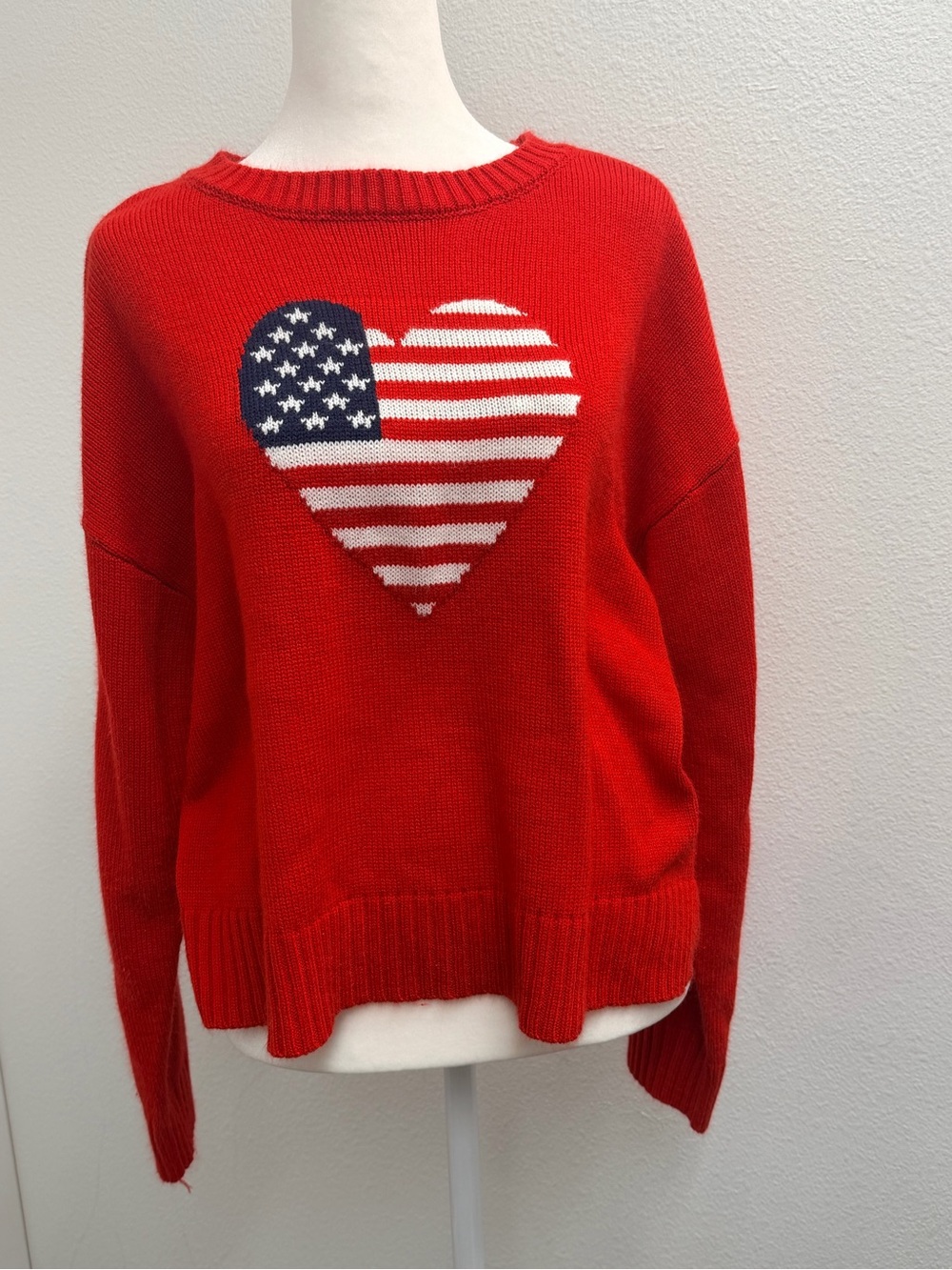 Ultra Flirt Red Heart Flag Crewneck knit Sweater size large